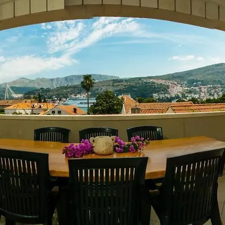 4 Bedroom With Terrace * דוברובניק