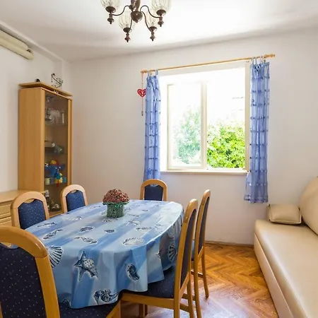 4 Bedroom With Terrace *