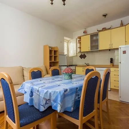 4 Bedroom With Terrace *
