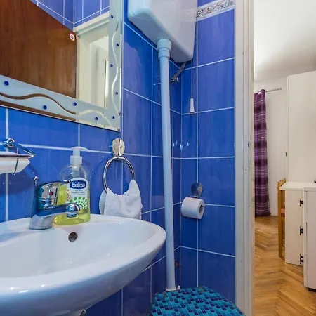 公寓 4 Bedroom With Terrace *